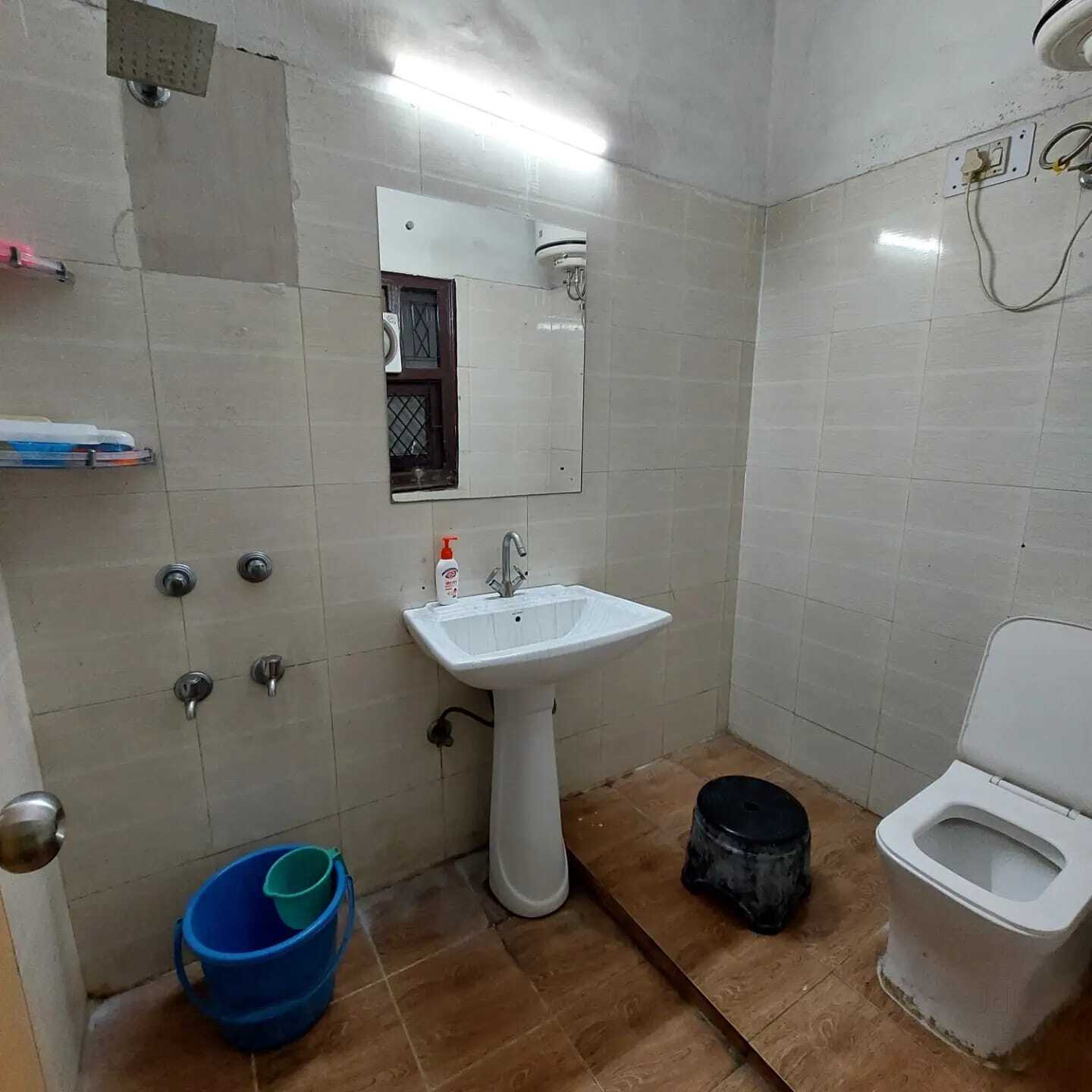 Acasa Residency Modern Washrooms